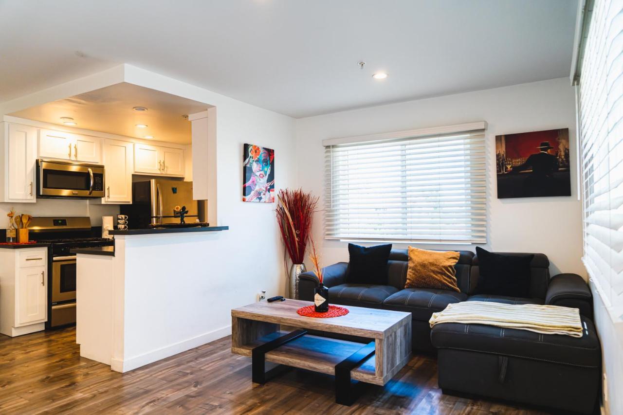 Modern Remodeled 1-Bedroom Close To Hollywood Walk Of Fame With Parking Лос-Анджелес Экстерьер фото