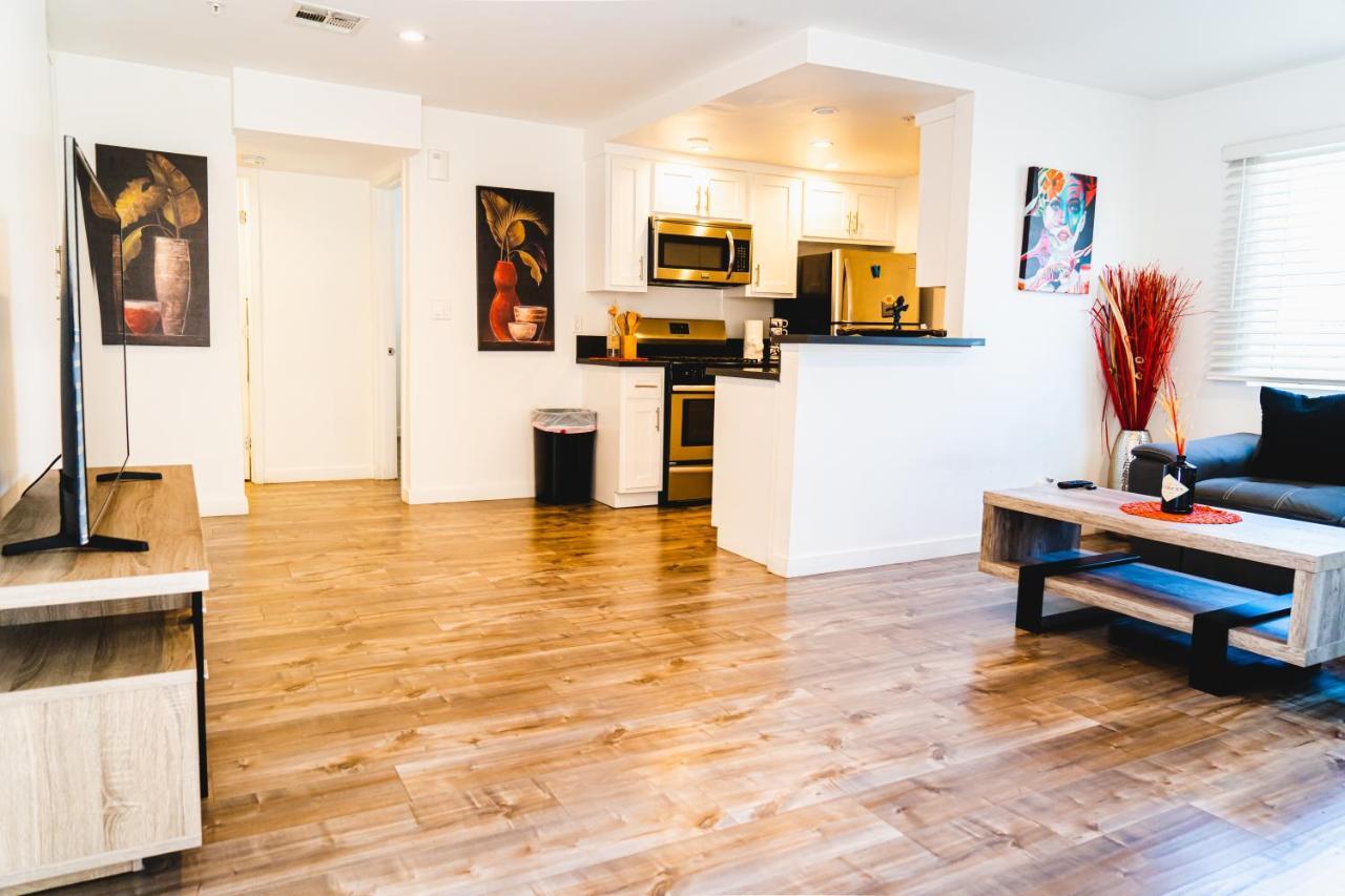 Modern Remodeled 1-Bedroom Close To Hollywood Walk Of Fame With Parking Лос-Анджелес Экстерьер фото