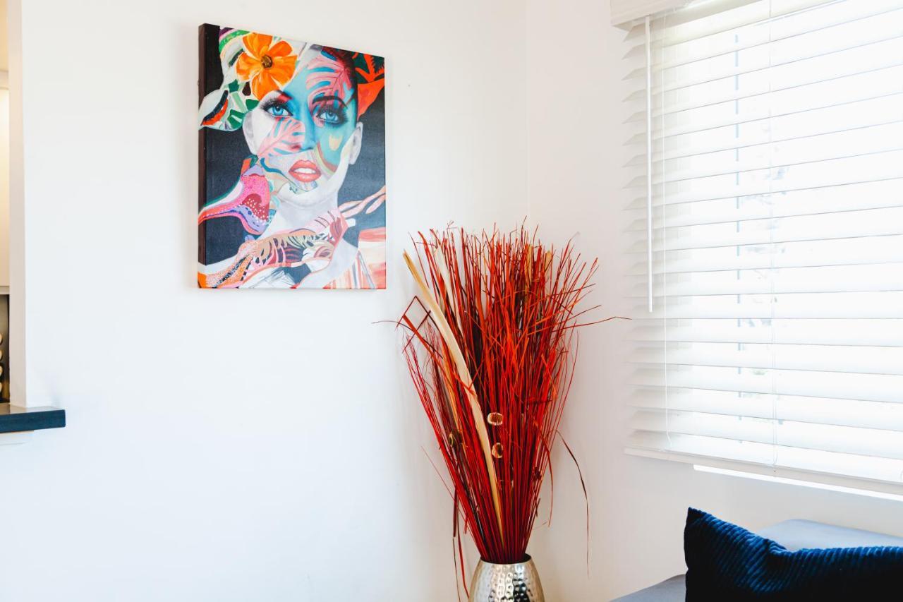 Modern Remodeled 1-Bedroom Close To Hollywood Walk Of Fame With Parking Лос-Анджелес Экстерьер фото